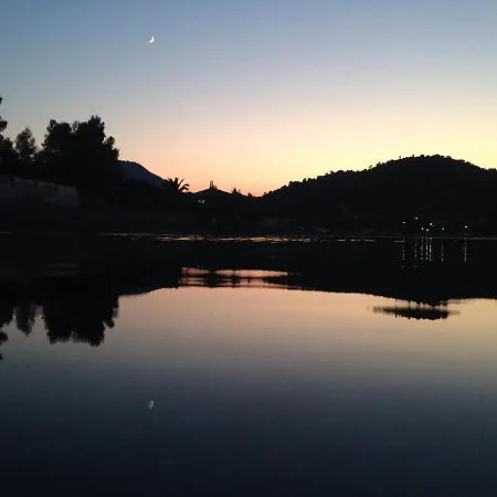 Palm Tree House By The Dom wakacyjny *